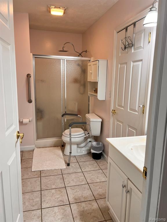 320 Roller Way, Mayville Vlg, MI 48744 — Photo 21