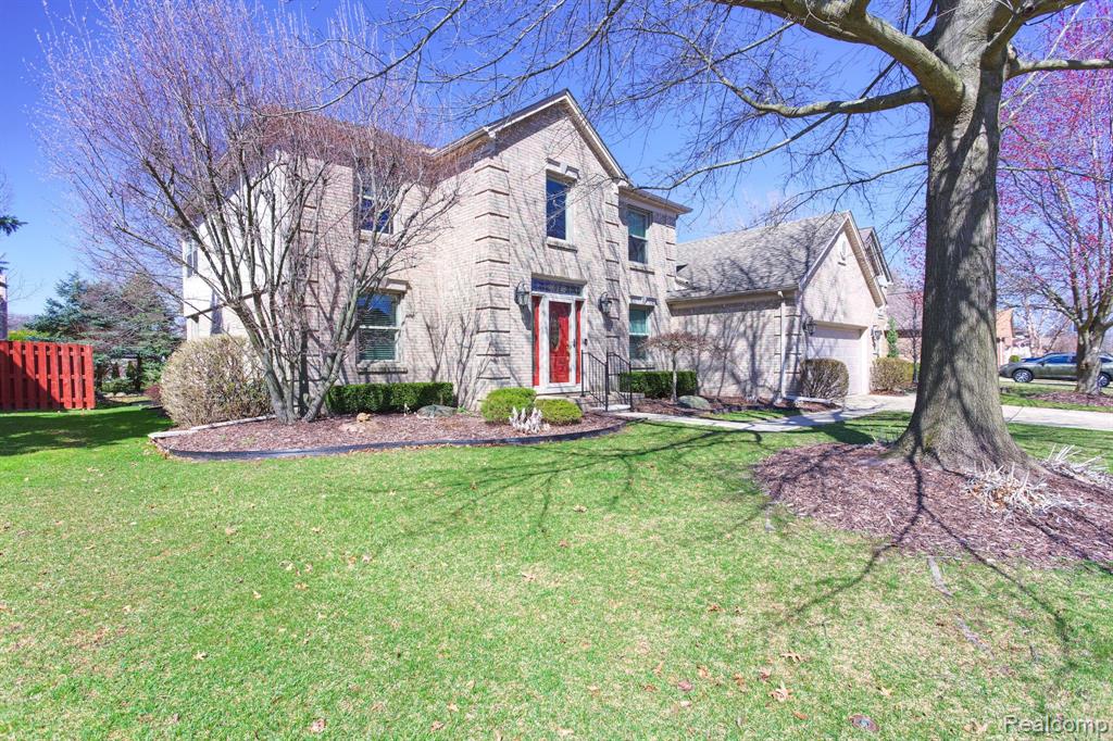 48089 Sonny Drive, Macomb, MI 48044 — Photo 2