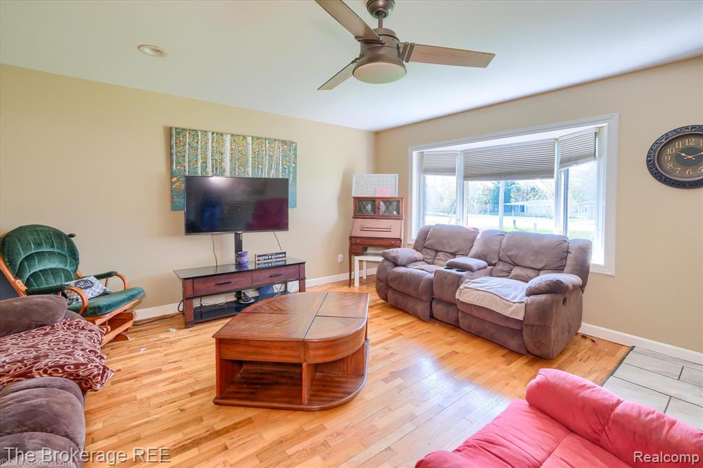5477 Hopkins Road, Flint, MI 48506 — Photo 4