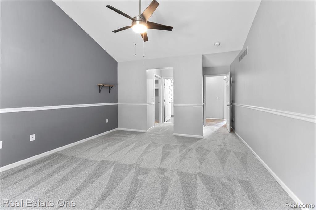 30026 Huron Meadows Drive, Rockwood, MI — Photo 16