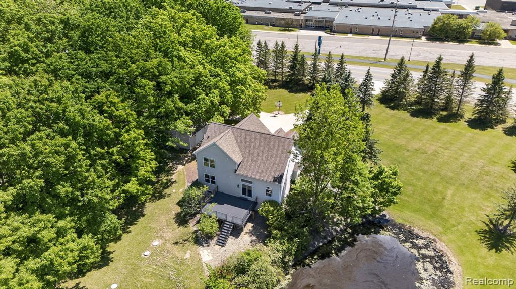 9055 Hegel Road, Goodrich Vlg, MI — Photo 53