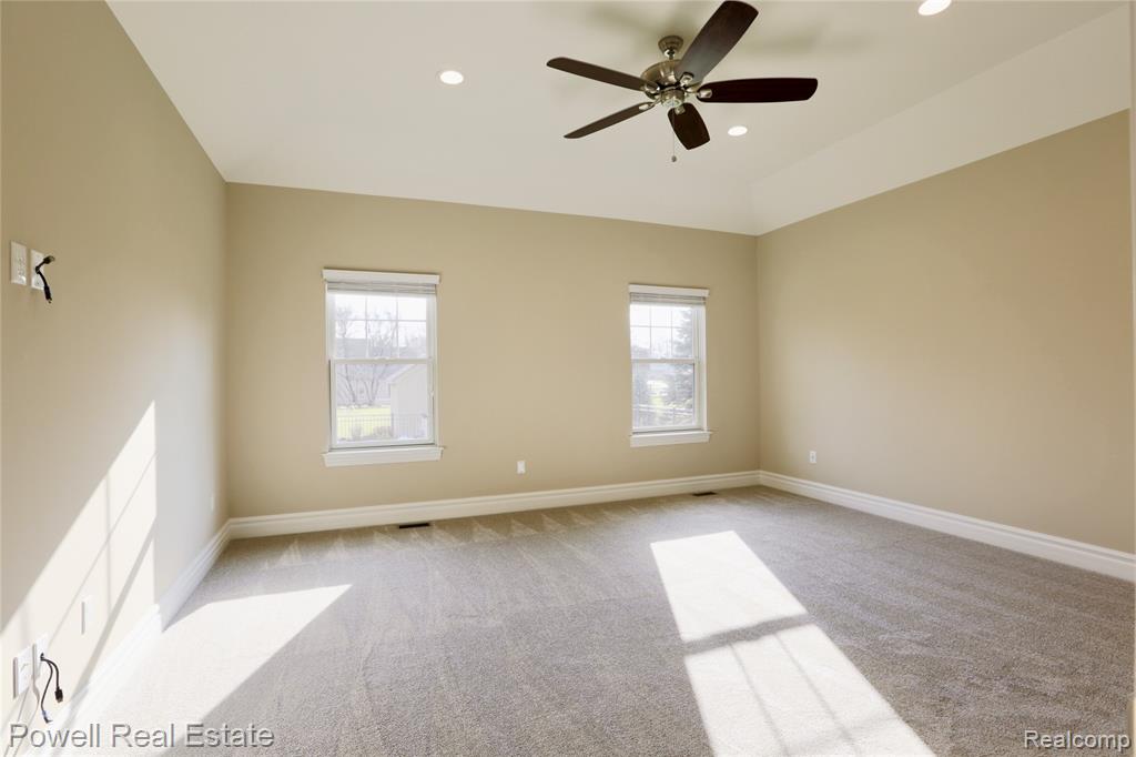 423 Verona Drive, Rochester Hills, MI 48307 — Photo 18