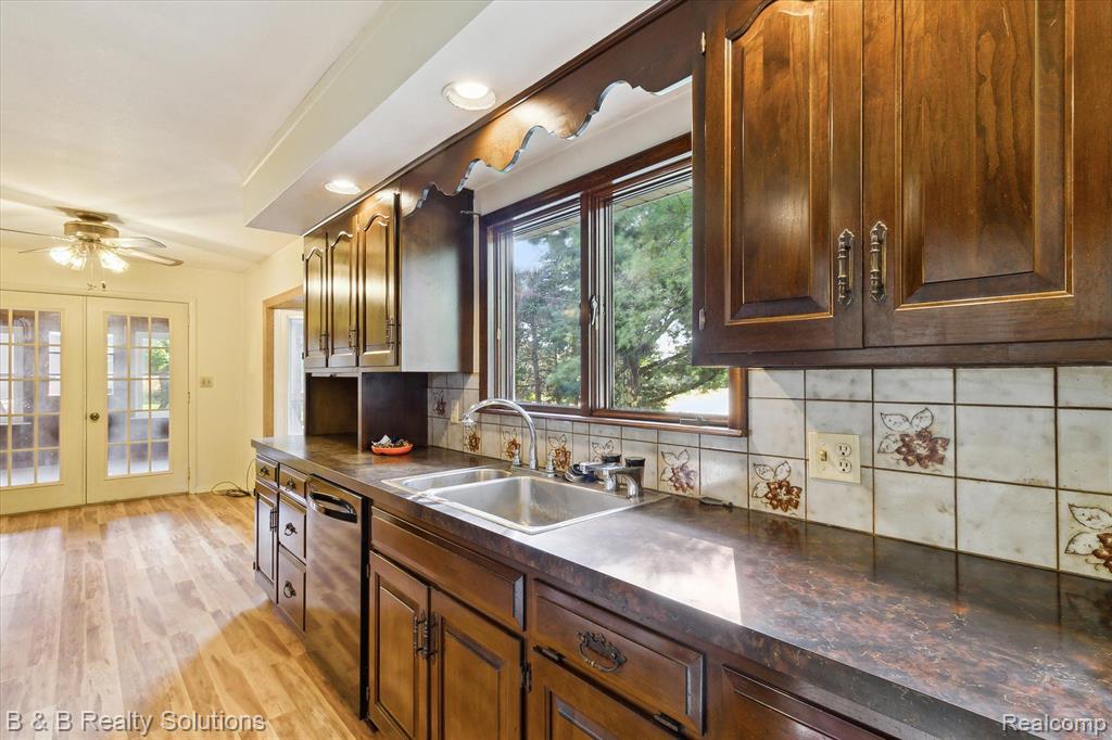 5225 LAKE PLEASANT Road, North Branch, MI 48461 — Photo 14