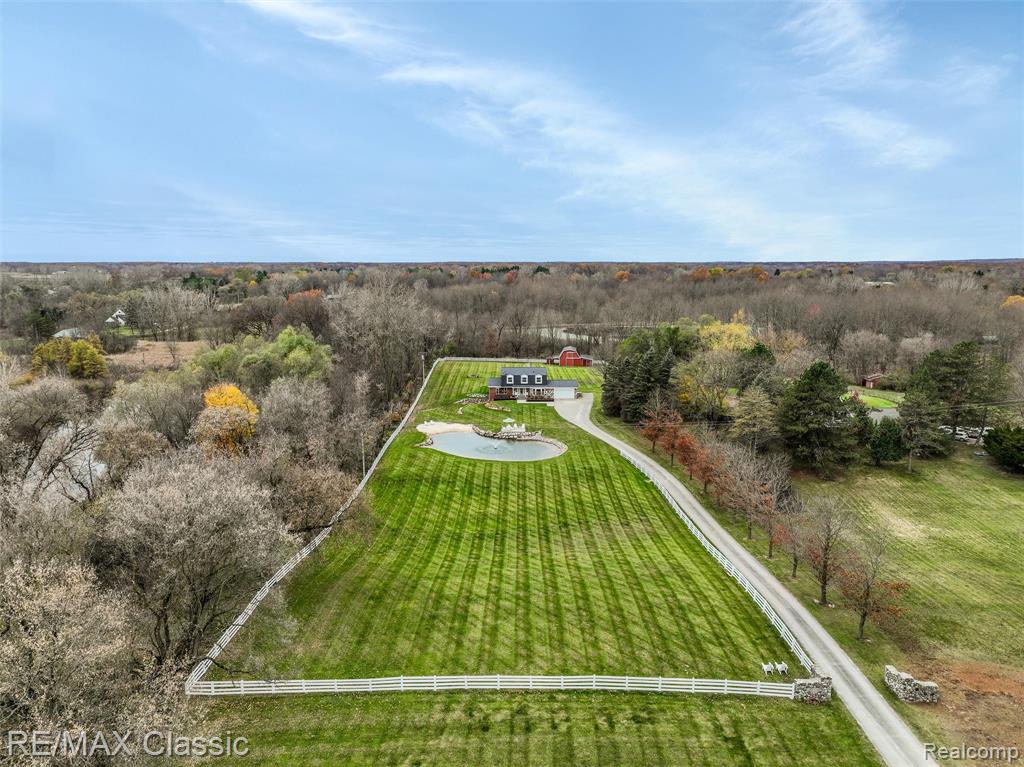 8173 Earhart Road, South Lyon, MI 48178 — Photo 93