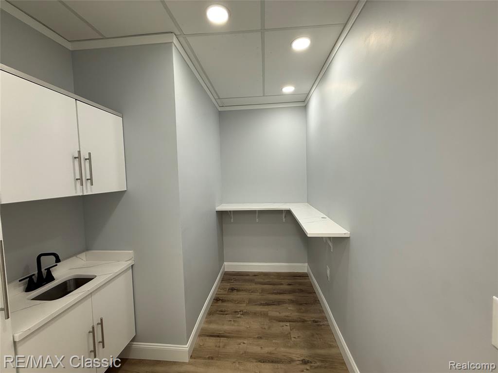 8528 N Canton Center Road, Canton, MI 48187 — Photo 16