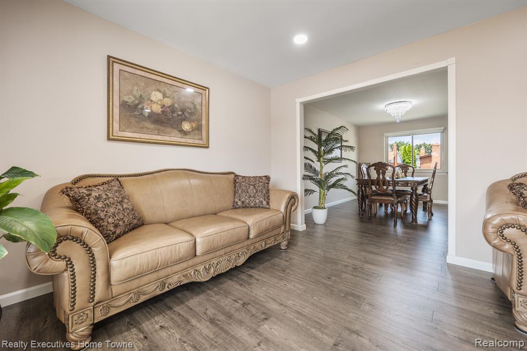 4625 BOULDER Drive, Sterling Heights, MI 48310 — Photo 9
