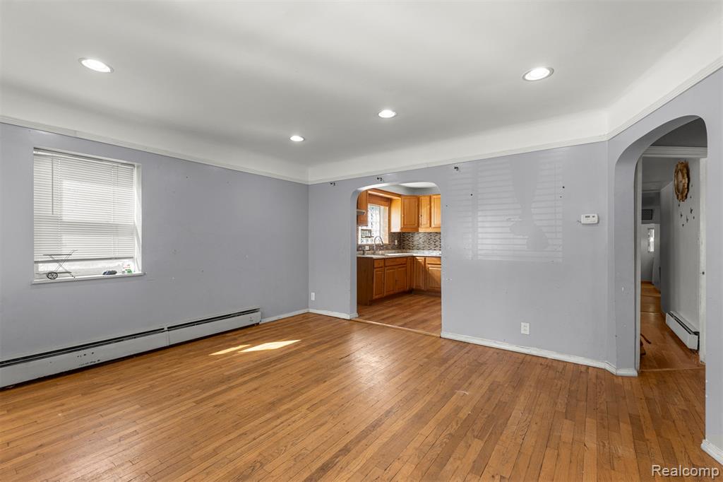 6043 N Vernon Street, Dearborn Heights, MI 48127 — Photo 6