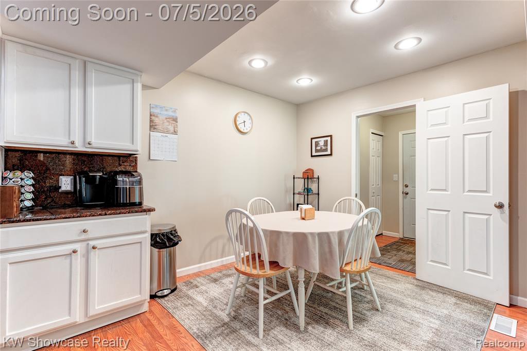 5666 Drake Hollow Drive E, West Bloomfield, MI — Photo 6