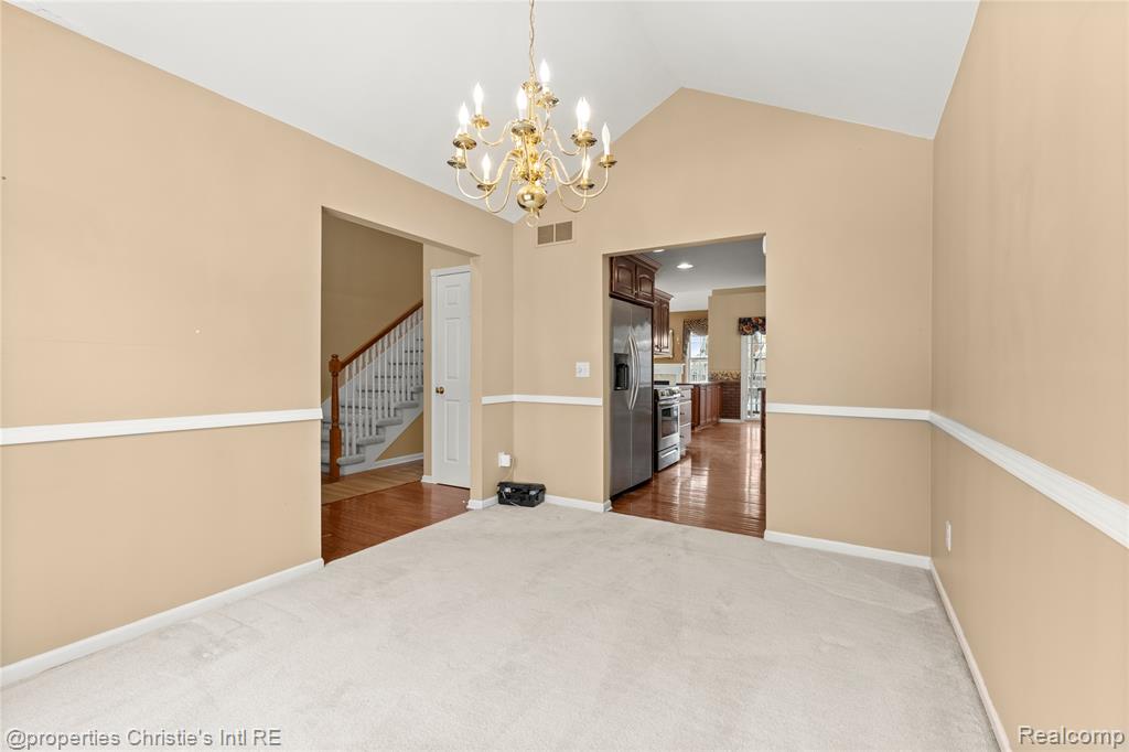 6166 Natures Cove, Grand Blanc, MI 48439 — Photo 4