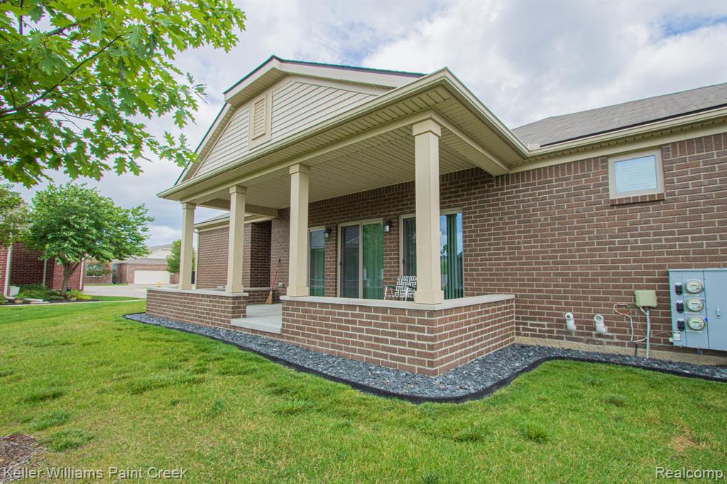 49231 Hanna Court, Macomb, MI 48042 — Photo 30