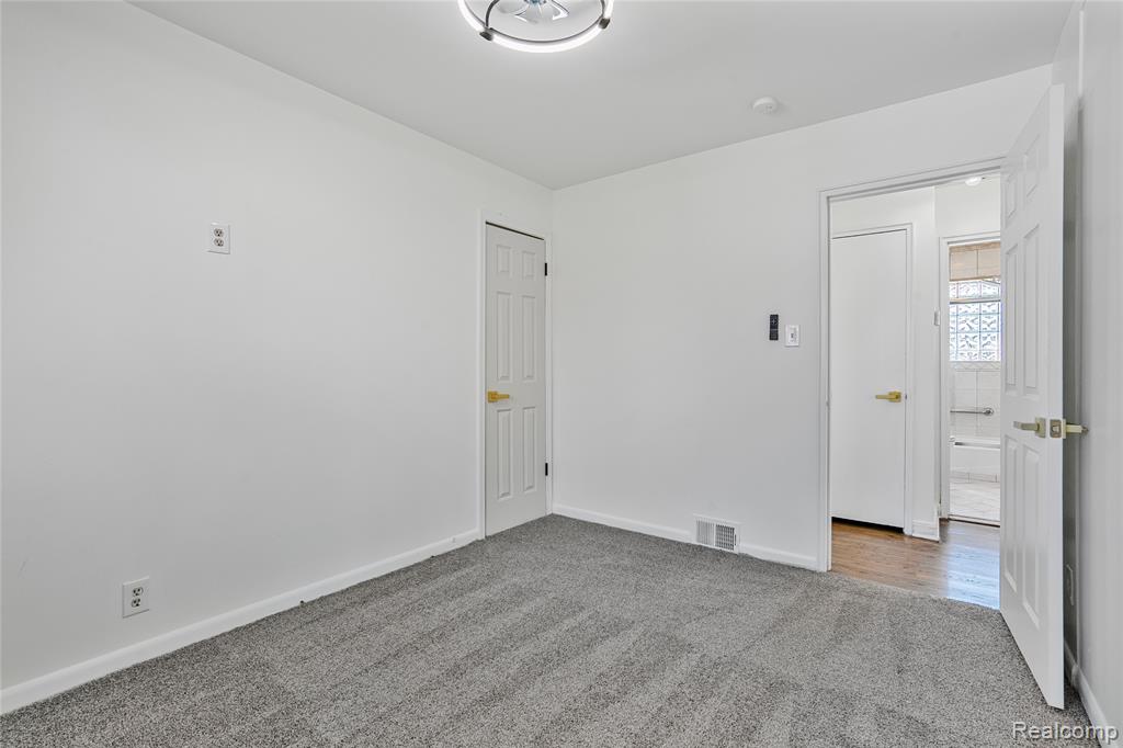 4971 Julius Boulevard, Westland, MI 48186 — Photo 20