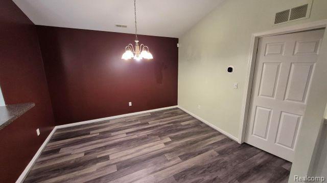 5203 Chesapeake Circle, Walled Lake, MI 48390 — Photo 8