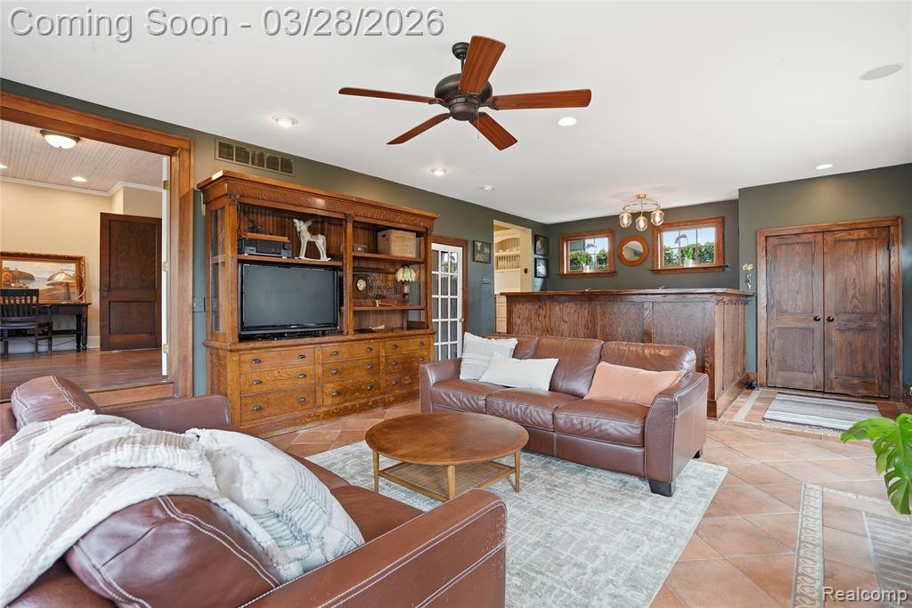 339 Wesley Street, Rochester, MI 48307 — Photo 21