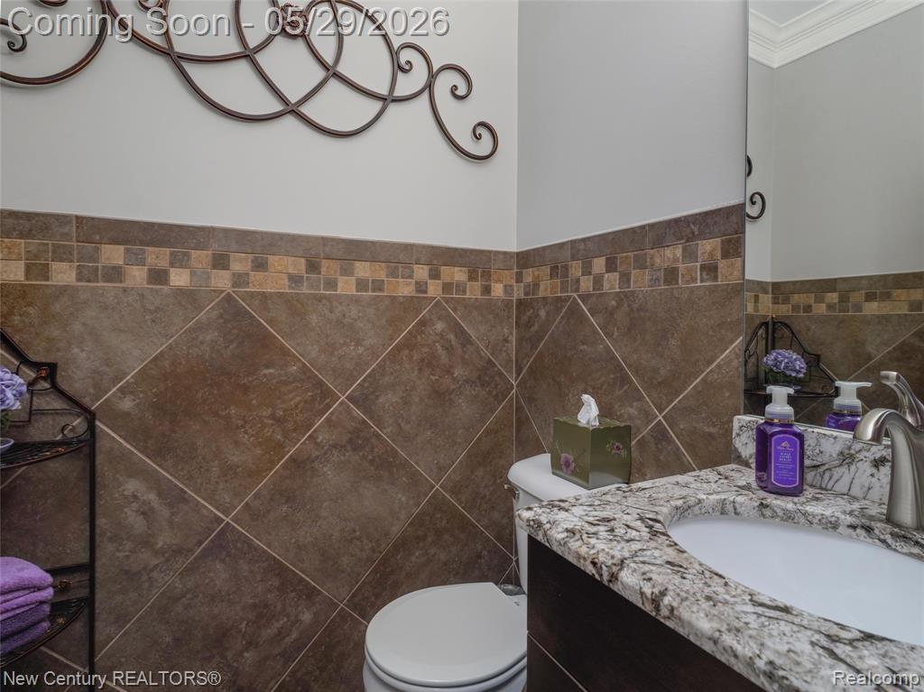 55490 Whispering Hills Drive, Utica, MI 48316 — Photo 16