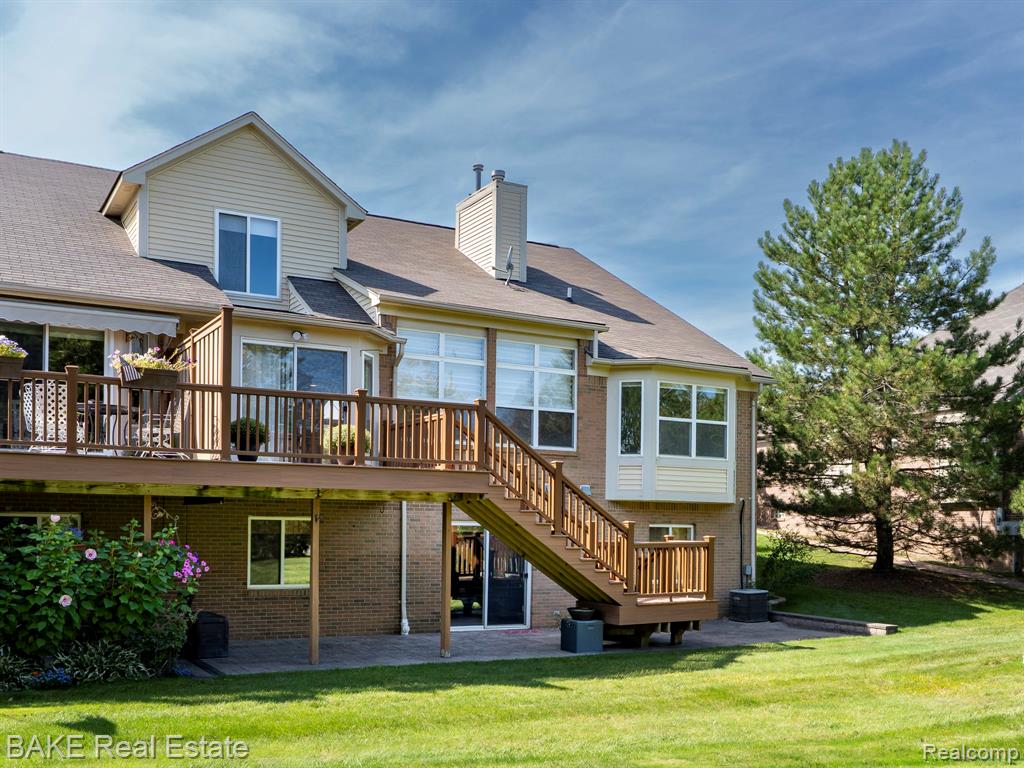 49402 N Glacier, Northville, MI 48168 — Photo 5