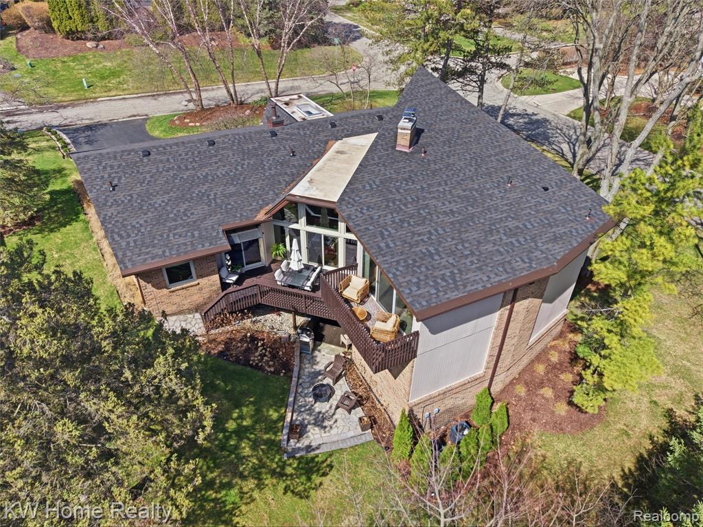 4749 Tara Court, West Bloomfield, MI 48323 — Photo 66