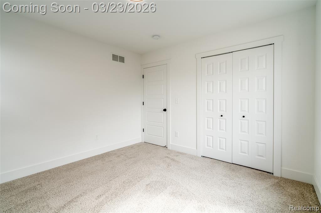 25800 Groveland, Roseville, MI 48066 — Photo 21