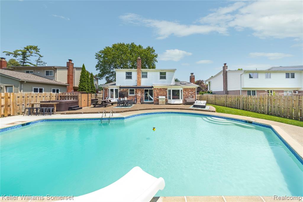 5795 LIMESTONE Drive, Troy, MI 48085 — Photo 45