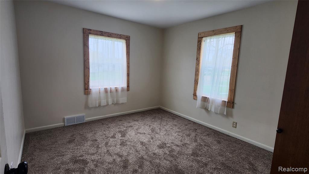 1233 W Coldwater Road, Flint, MI 48505 — Photo 11