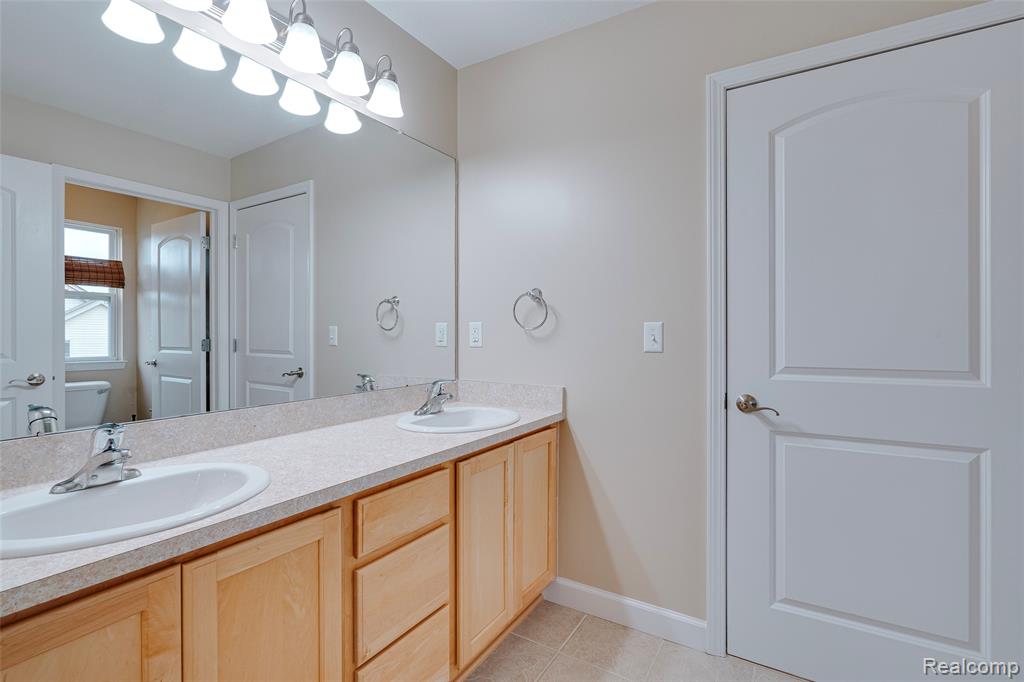 51921 Red Cedar ct, South Lyon, MI 48178 — Photo 61