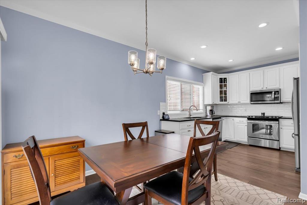 54745 Four Seasons Drive, Utica, MI 48316 — Photo 11