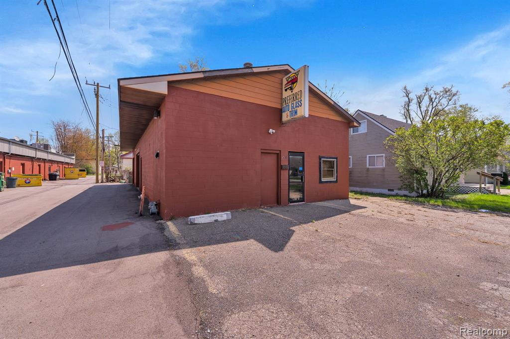 531 Woodlawn Avenue, Ypsilanti, MI 48198 — Photo 4