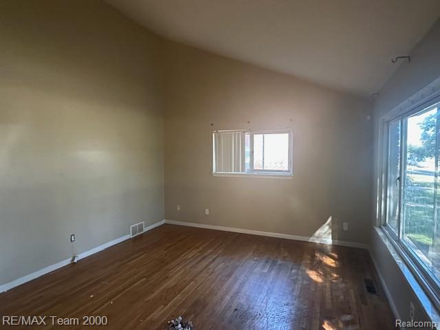 9043 Wormer, Redford, MI 48239 — Photo 8