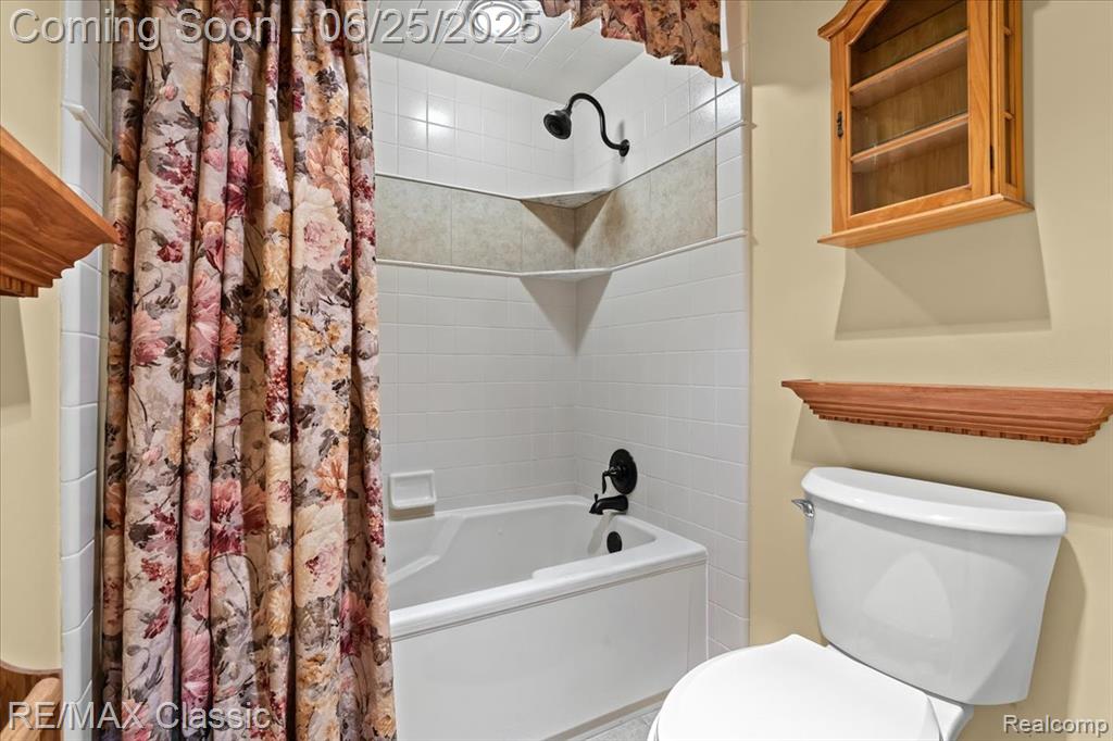 9160 Joy Road, Plymouth, MI 48170 — Photo 32