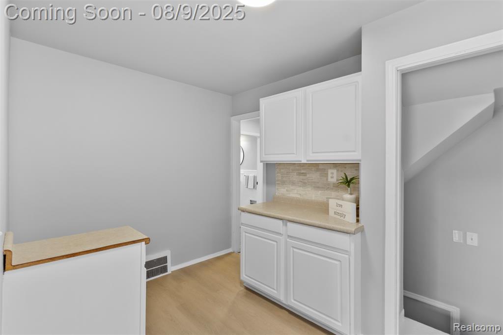 9911 Piedmont Street, Detroit, MI 48228 — Photo 10