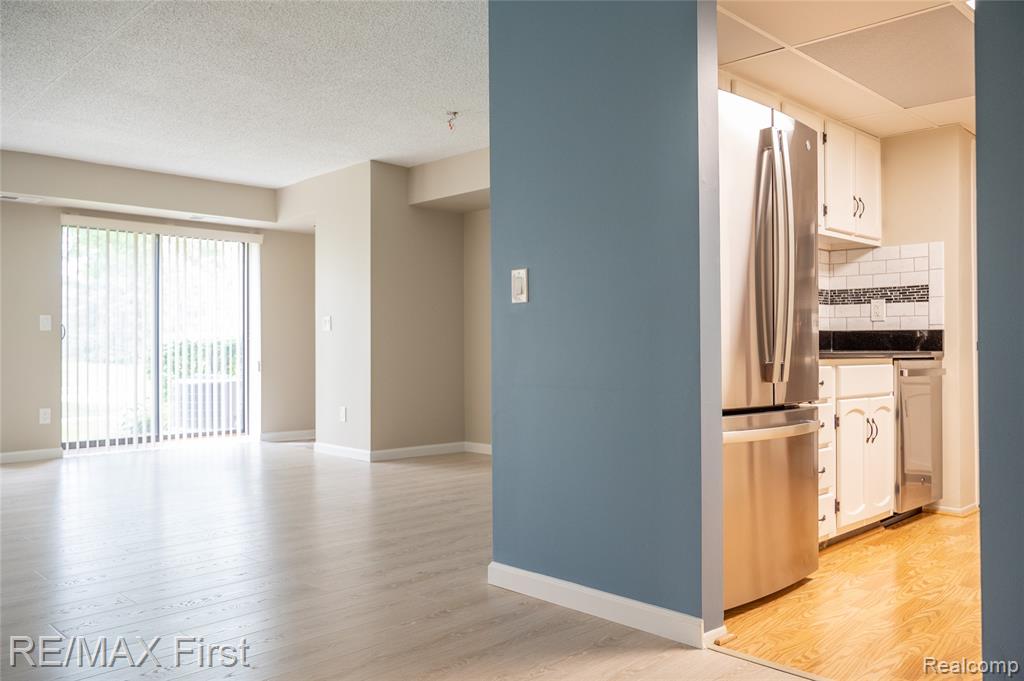17865 University Park Drive, Livonia, MI 48152 — Photo 20