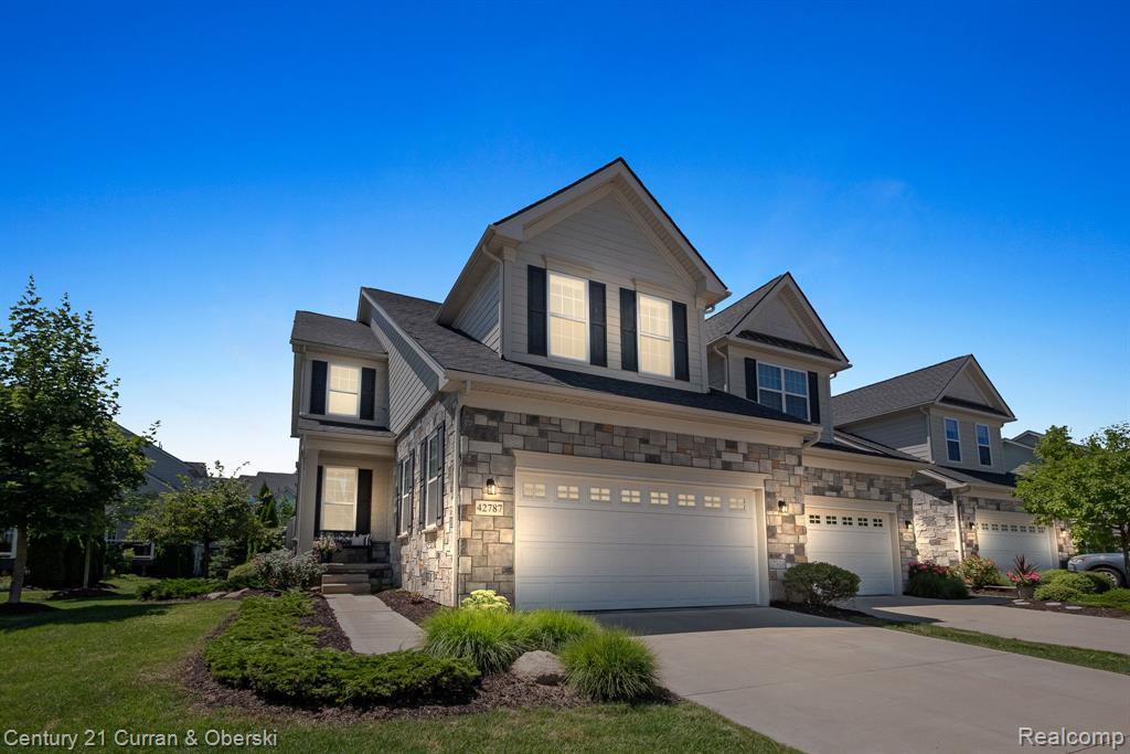 42787 Cardinal Way, Novi, MI — Photo 2