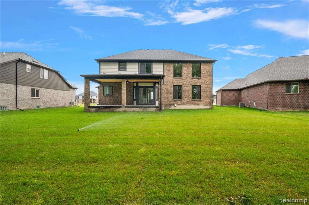 24318 Tullymore Drive, Macomb, MI 48042 — Photo 13