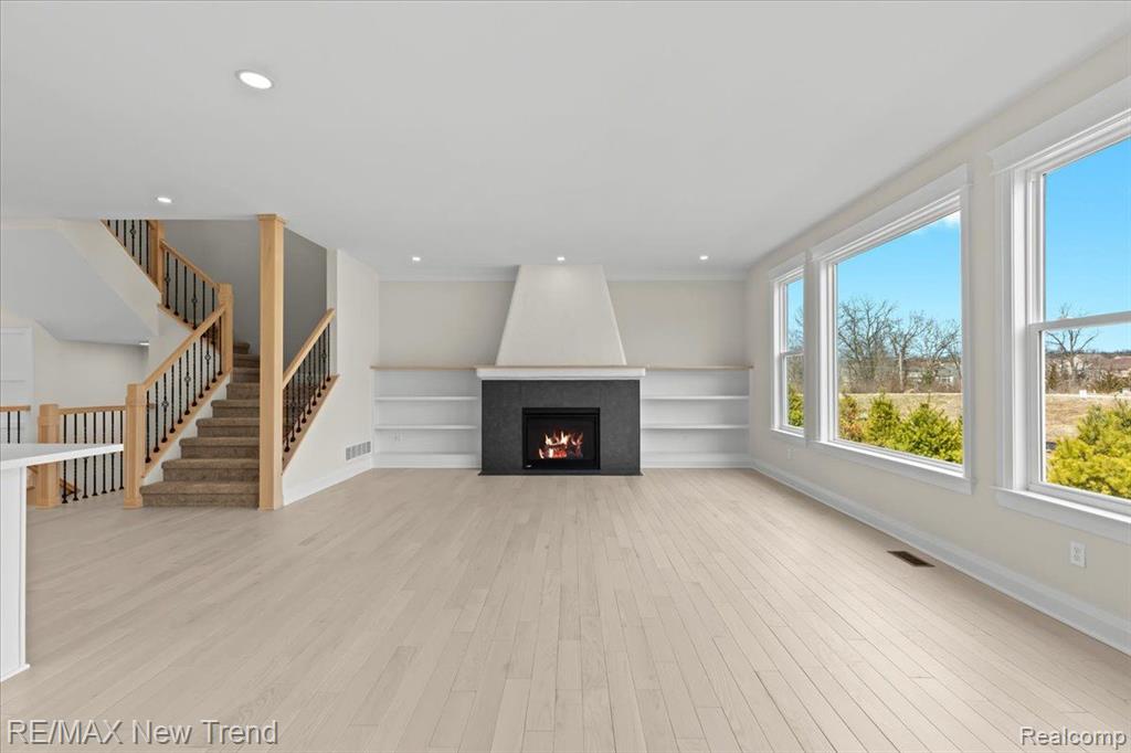 209 MOUNTAIN VIEW LANE, Milford, MI 48381 — Photo 15