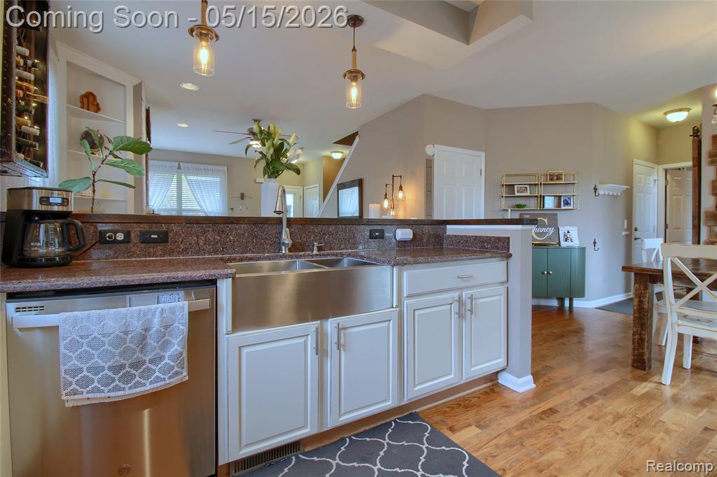 28260 Cottage Lane, New Hudson, MI 48165 — Photo 13