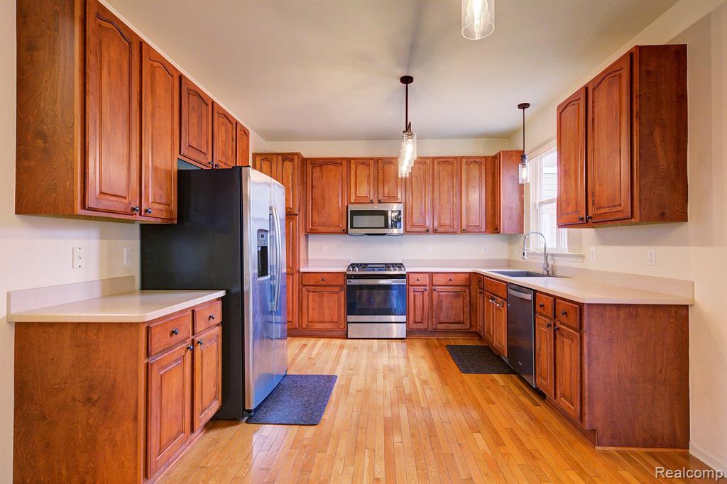 42551 Whitman Way, Novi, MI 48377 — Photo 6