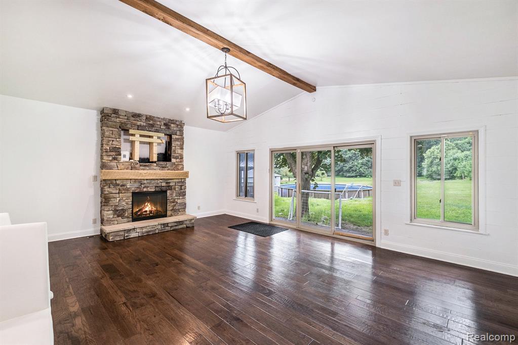 6695 River Road, Flushing, MI 48433 — Photo 2
