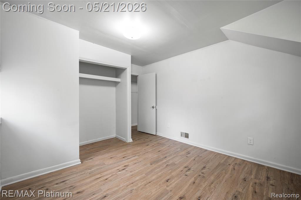 6116 Lapeer Road, Burton, MI 48509 — Photo 19
