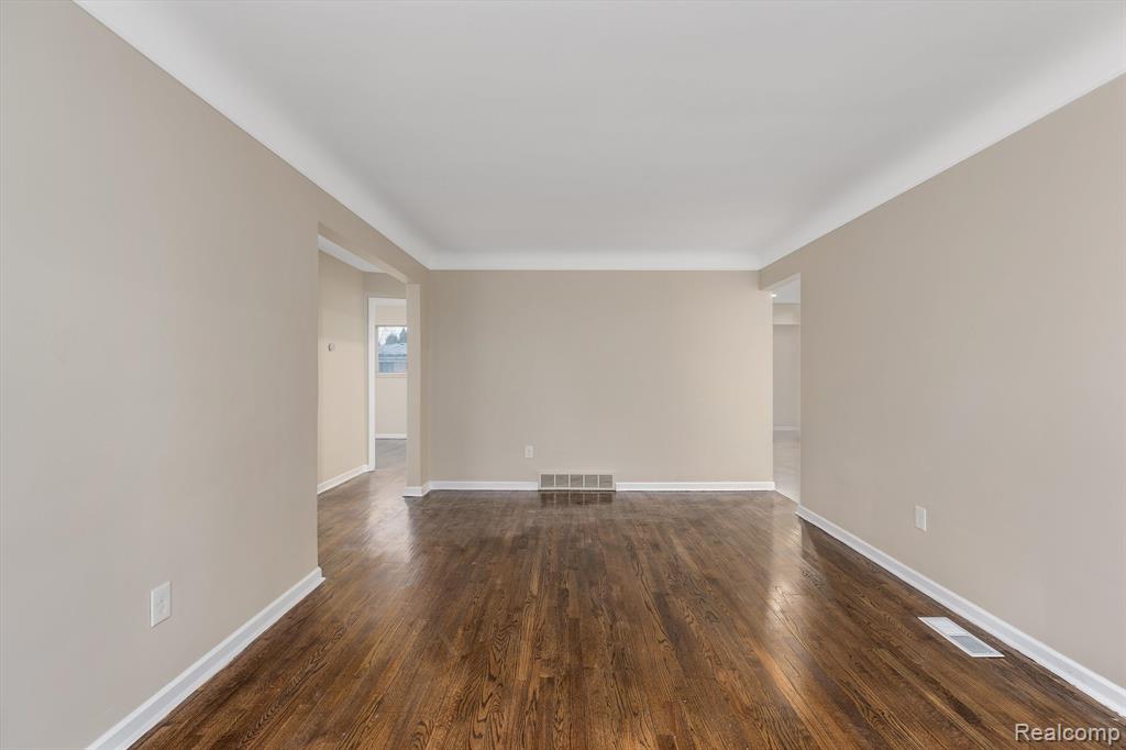 4481 MARLOW Drive, Warren, MI 48092 — Photo 5