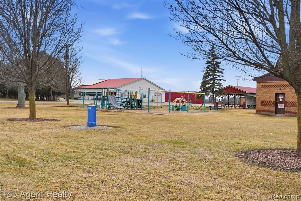 95 W Lapeer Street, Peck, MI 48466 — Photo 33