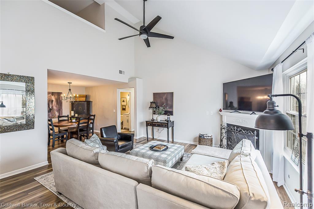 3377 Kneeland Circle, Howell, MI 48843 — Photo 7