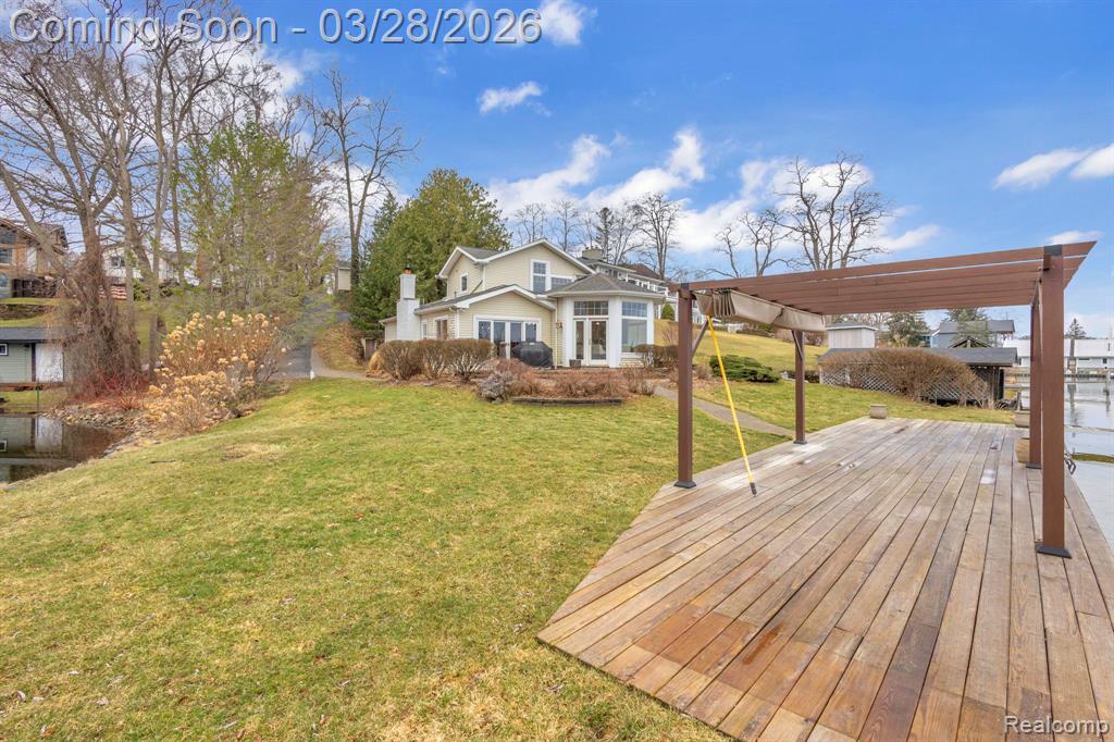664 King Circle, Lake Orion, MI 48362 — Photo 56