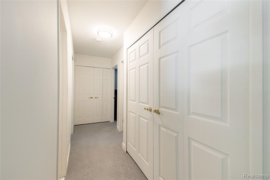 8366 Glengarry Road, Grosse Ile, MI 48138 — Photo 25