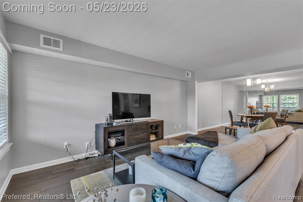 19108 Northridge Drive, Northville, MI 48167 — Photo 12