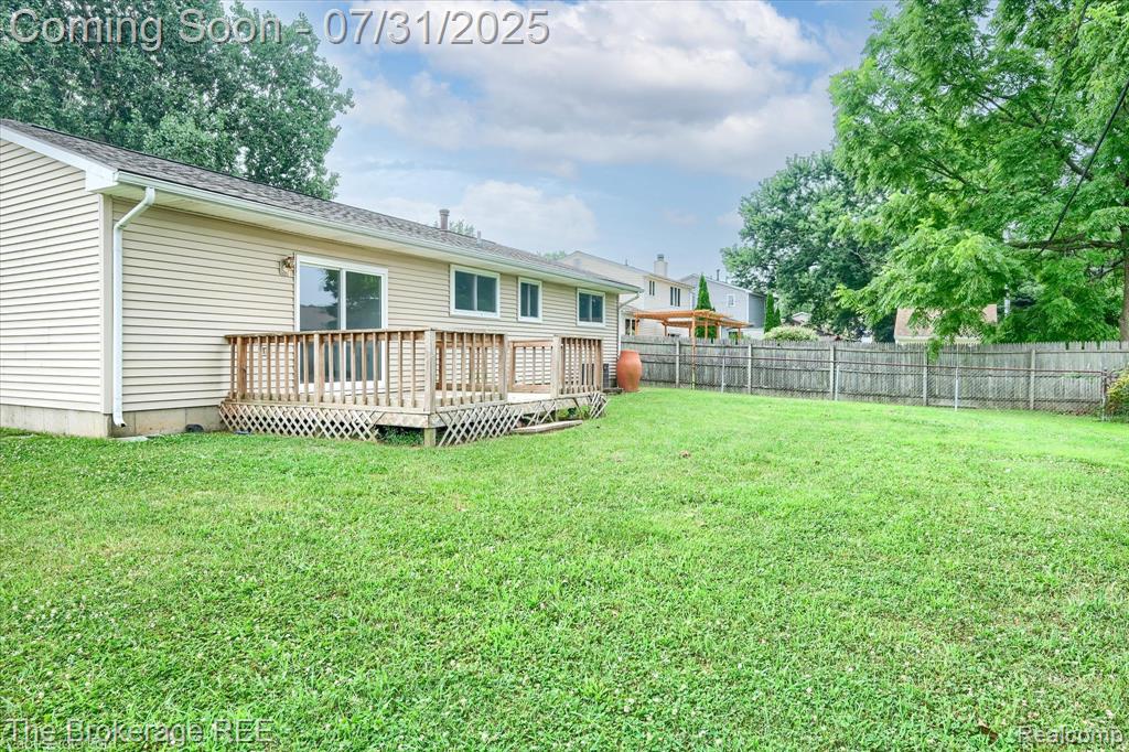 5010 Spring Well Lane, Grand Blanc, MI 48439 — Photo 3