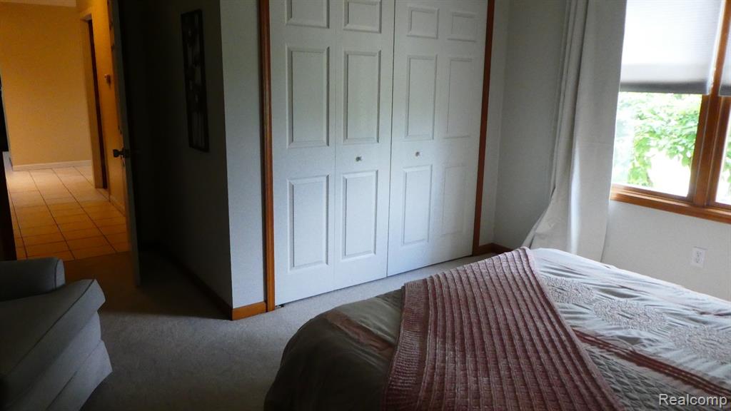 8051 Prestonwood Court, Flushing, MI 48433 — Photo 20