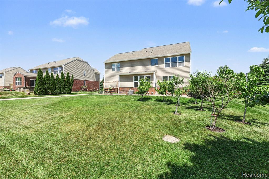 51133 Federal Boulevard, Canton, MI 48188 — Photo 26