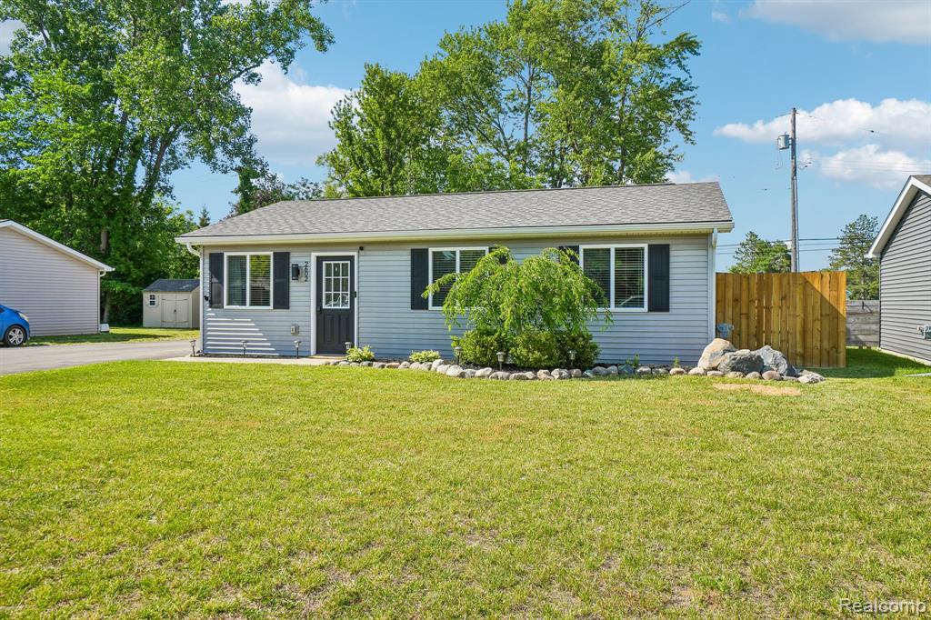 2602 Pontiac Lake Road, Waterford, MI 48328 — Photo 2