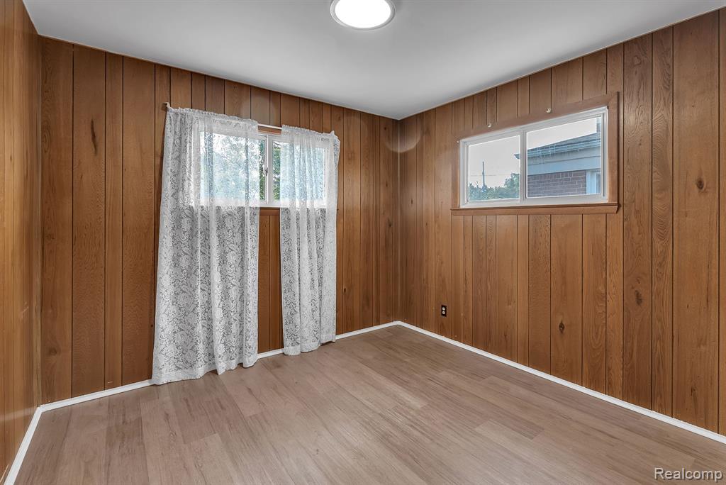 4129 VASSAR Street, Dearborn Heights, MI 48125 — Photo 16