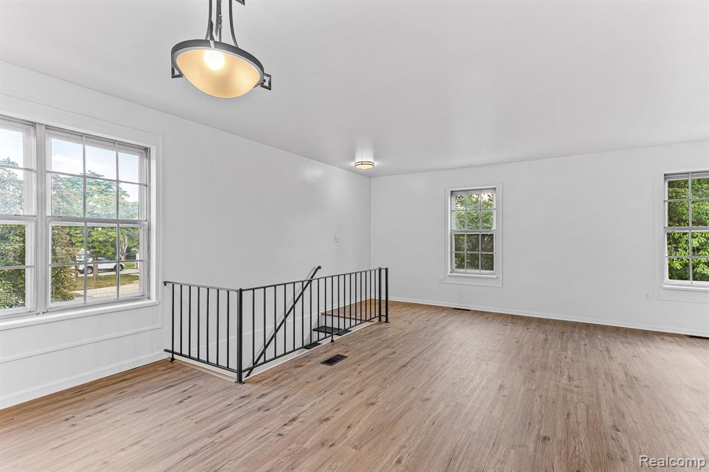 39523 VILLAGE WOOD Road, Novi, MI — Photo 3
