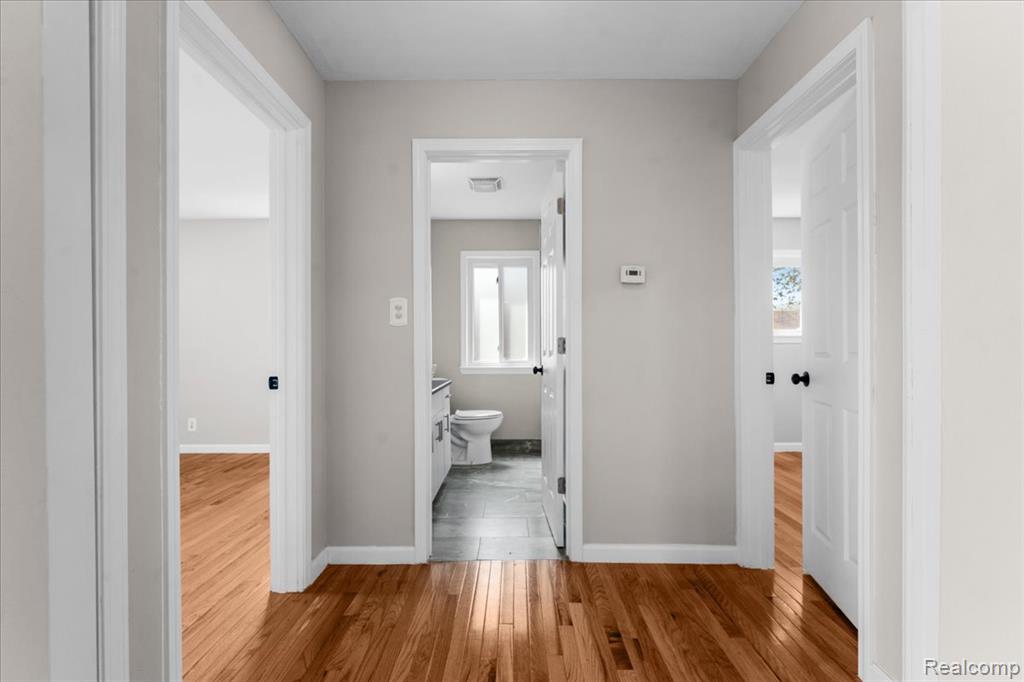 22631 Mylls Street, Saint Clair Shores, MI 48081 — Photo 9